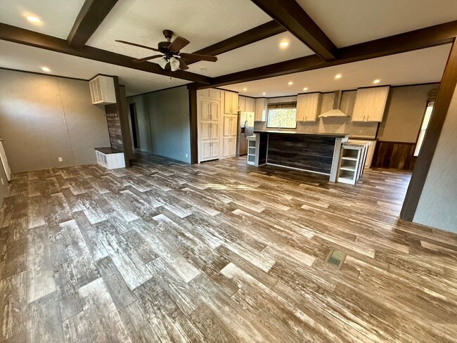 Building Photo - 1209 Pleasant Hill Church Rd