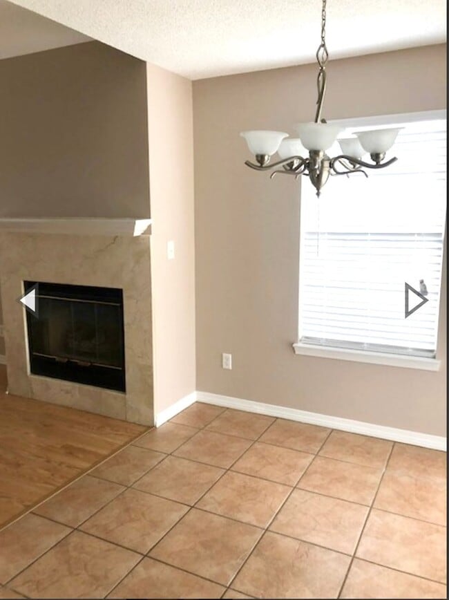 Foto del edificio - Adorable, Centrally located 3B/2B Home ava...