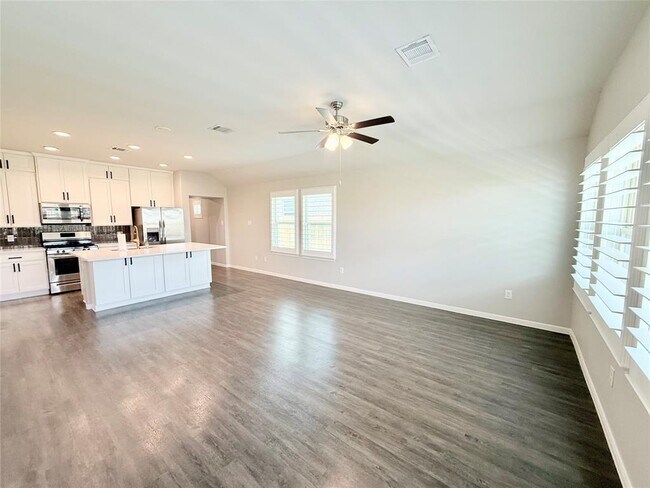 Building Photo - 27233 Crevalle Jack Ln