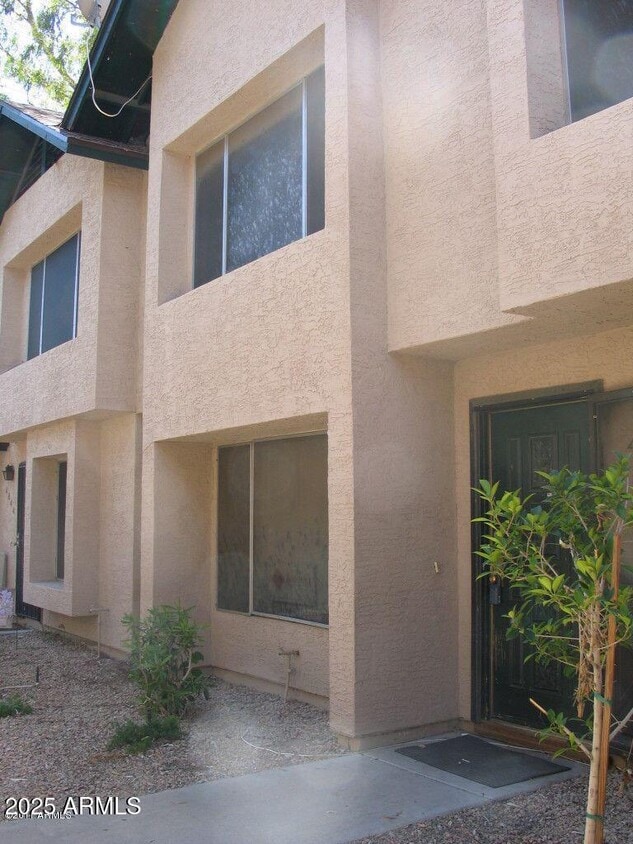 Primary Photo - 4846 W Northern Ave