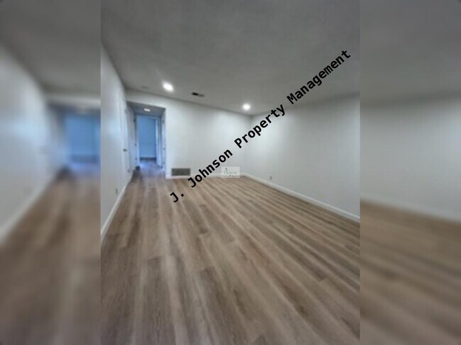 Foto del edificio - Great 2 Bedroom Unit for Rent