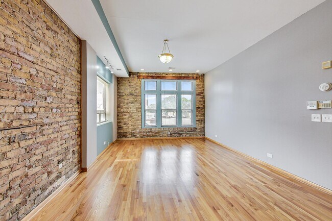 Foto del edificio - 1769 N Clybourn Ave