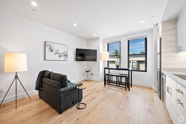 Building Photo - 761 Minna St