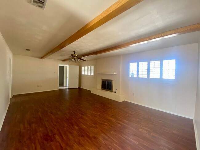 Foto del edificio - PRE-LEASING JULY.