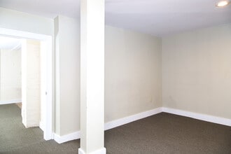 Unit C - 55 Loomis St