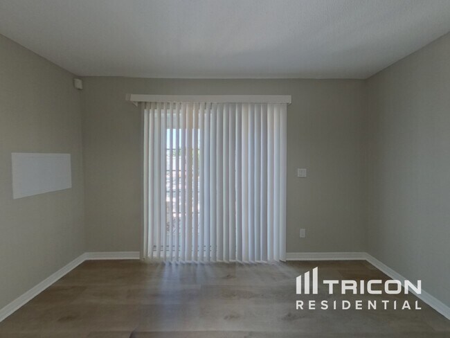 Foto del edificio - 12801 Woodchip Ct