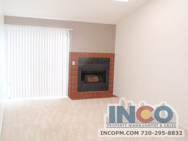 Foto del edificio - 10550 W Fair Ave
