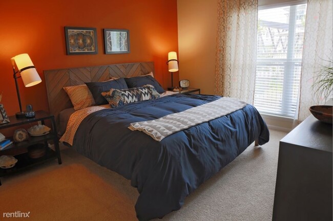 Foto del edificio - 1700 Onion Creek Pkwy