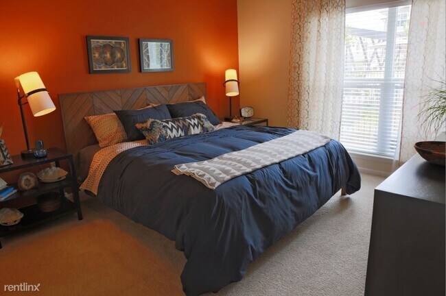 Building Photo - 2107 Boca Raton Dr