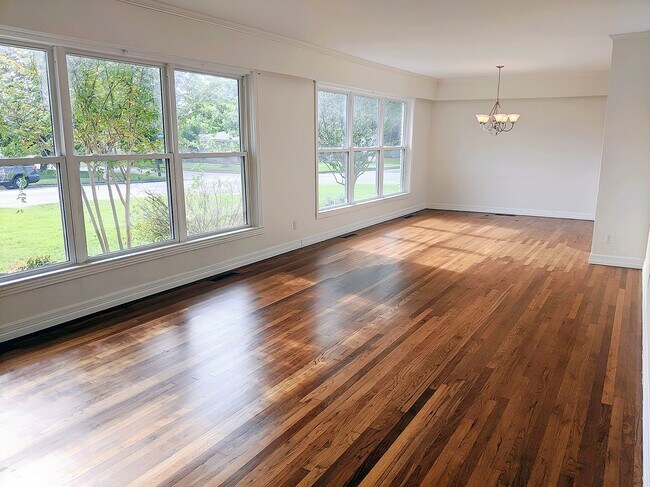 Foto del edificio - 3841 Austin Ave
