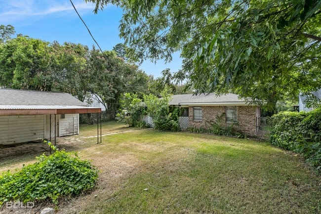 Foto del edificio - 3 Bedroom 2 bath Brick Home!