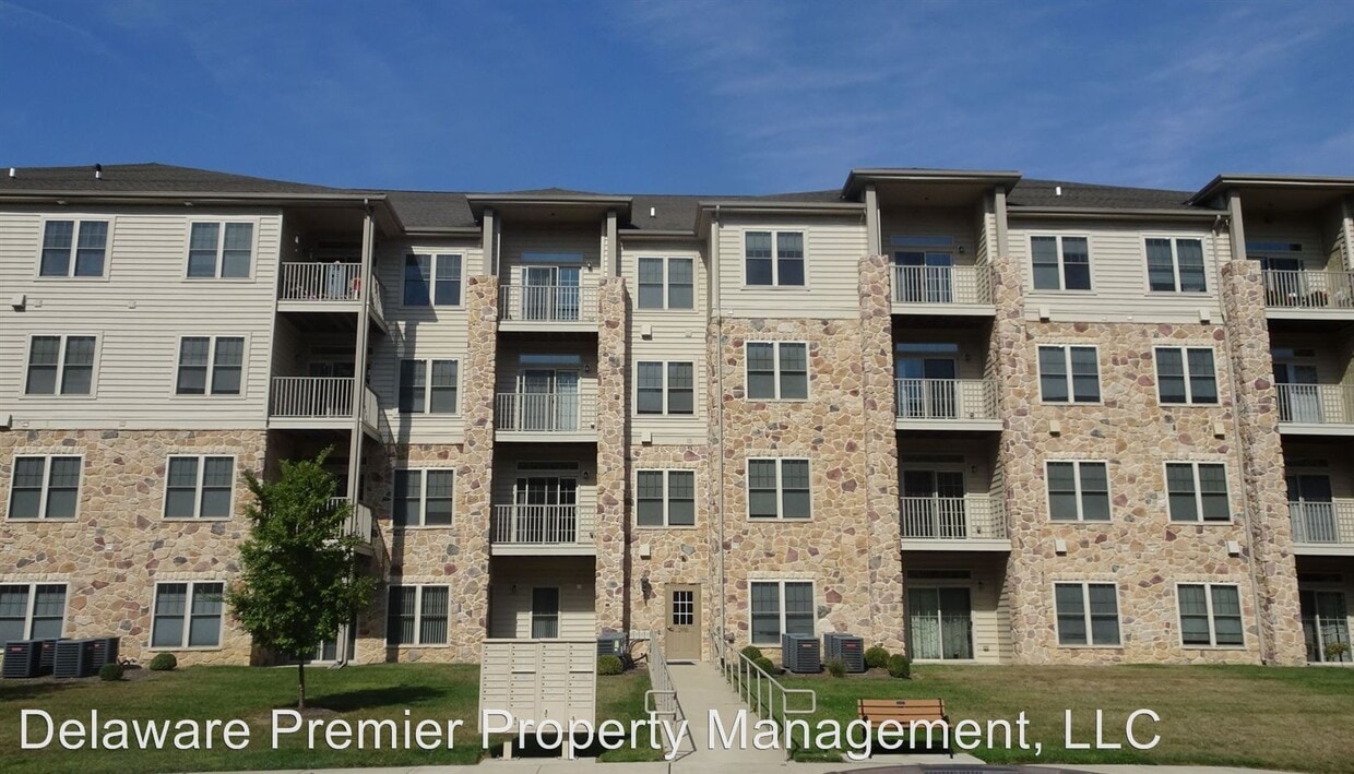 2000 Fountainview Cir, Newark, DE 19713 House Rental in Newark, DE