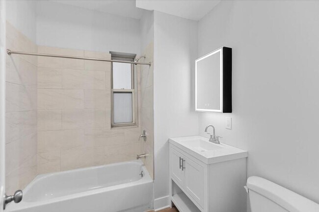 Foto del edificio - 2 bedroom in Chicago IL 60622