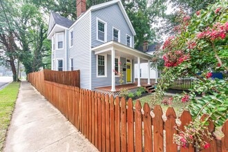 Building Photo - 3125 Enslow Ave