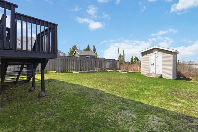 Building Photo - 137 Beech Tree Run