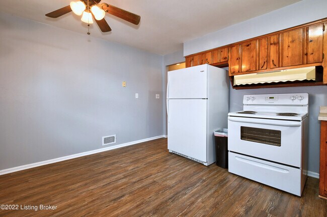 Foto del edificio - 618 Maylawn Ave
