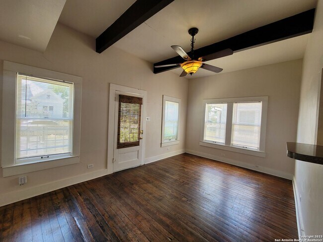 Photo - 115 Vitra Pl Apartment