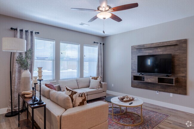 3HAB, 2,5BA - 1,649 ft² - Roseview Townhomes