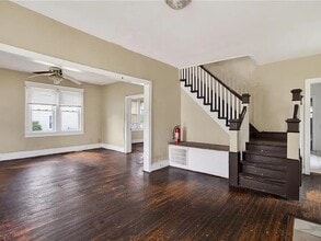 Building Photo - 1320 Haymarket Rd