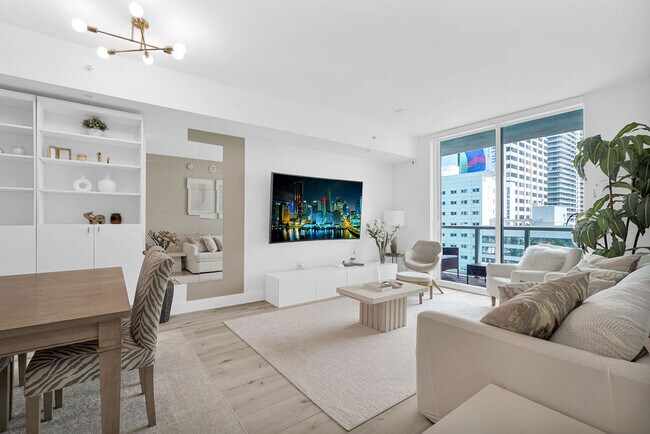 Foto del edificio - 244 Biscayne Blvd