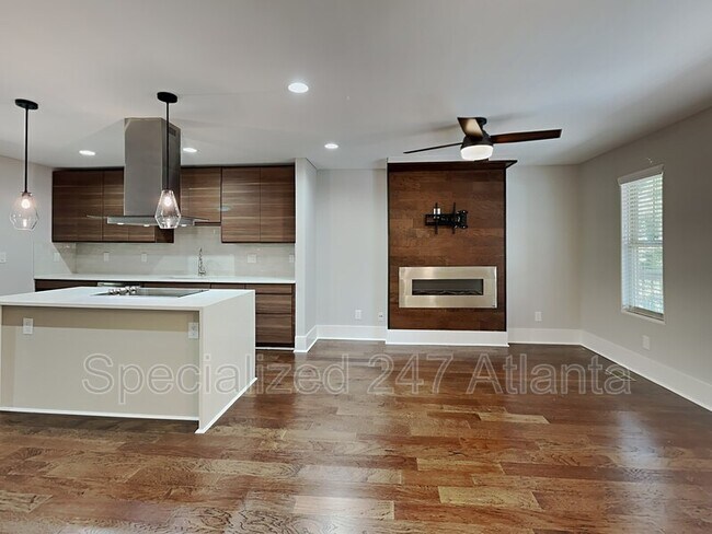 Foto del edificio - 1284 Dahlgren Lane