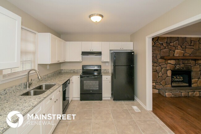 Building Photo - 102 Moonglow Dr