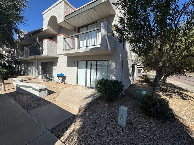 Building Photo - 18239 N 40th St