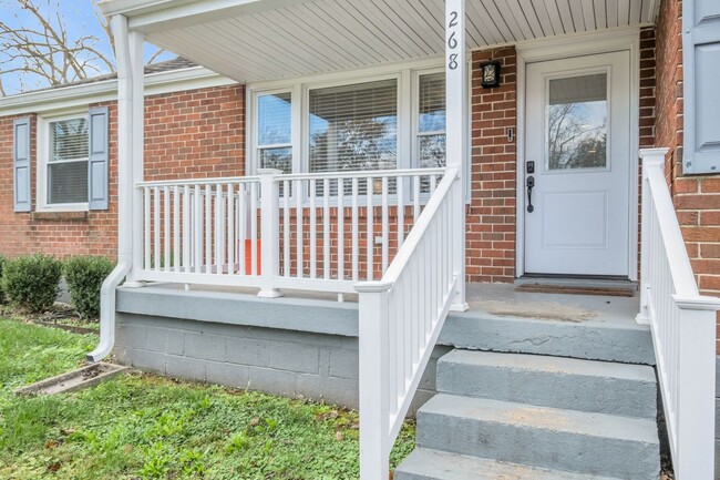 Building Photo - East Nashville home with EV Charger!