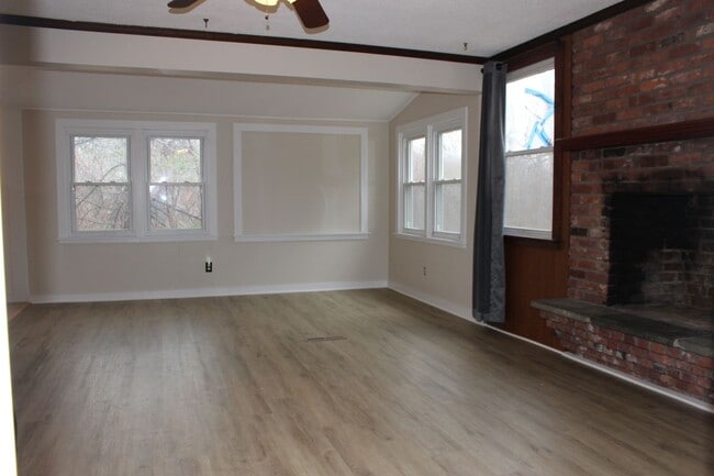 Building Photo - 38 Covey Rd