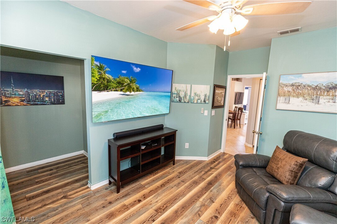 Foto del edificio - 12081 Summergate Cir