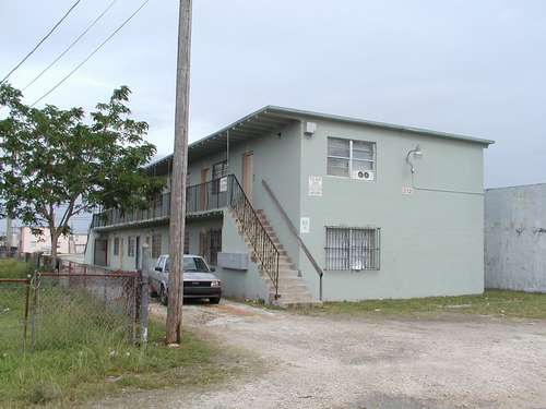 Building Photo - 314 SW 3rd Ave