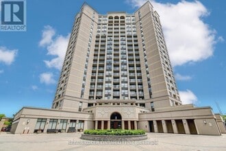 Building Photo - 220 Forum Dr Building Photo - 220 Forum Dr