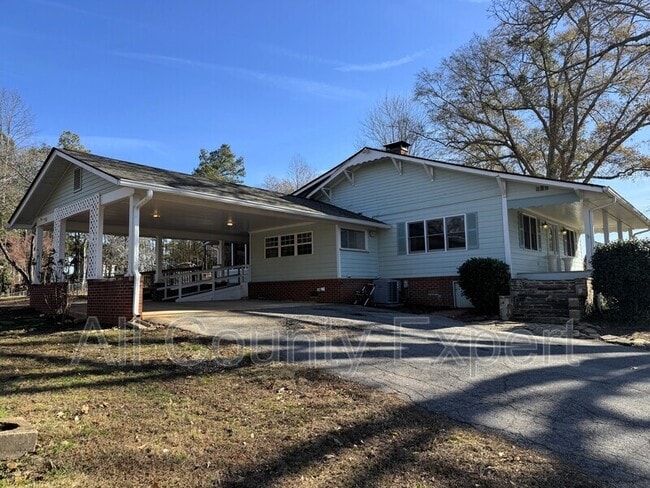 Building Photo - 5485 Union Church Rd