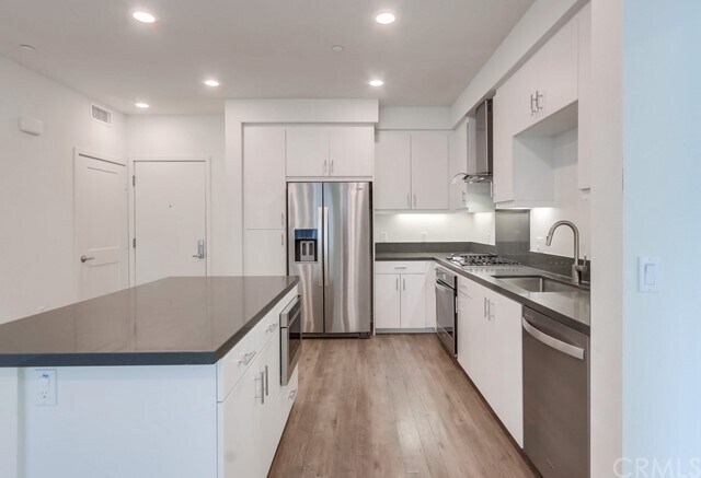 Building Photo - 2202 Nolita
