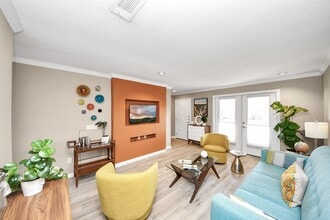 Building Photo - 1860 White Oak Dr