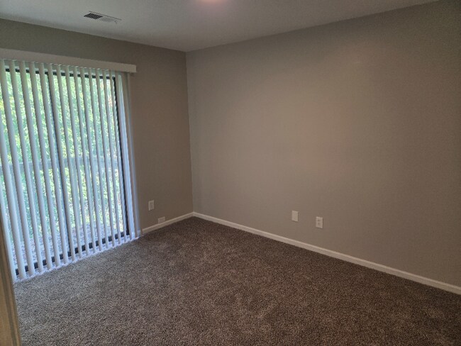 Foto del edificio - 34711 Jefferson Ave