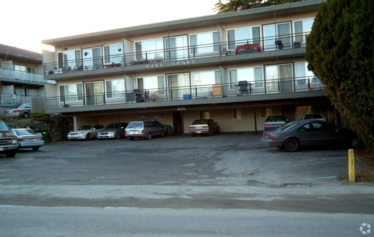 Foto del edificio - 11425 Military Rd S