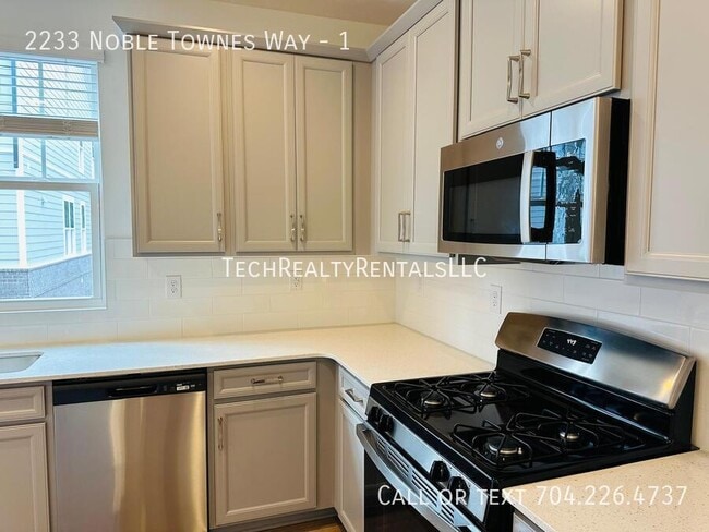 Foto del edificio - 2233 Noble Townes Wy