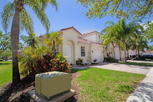 Foto del edificio - 18860 SW 25th Ct