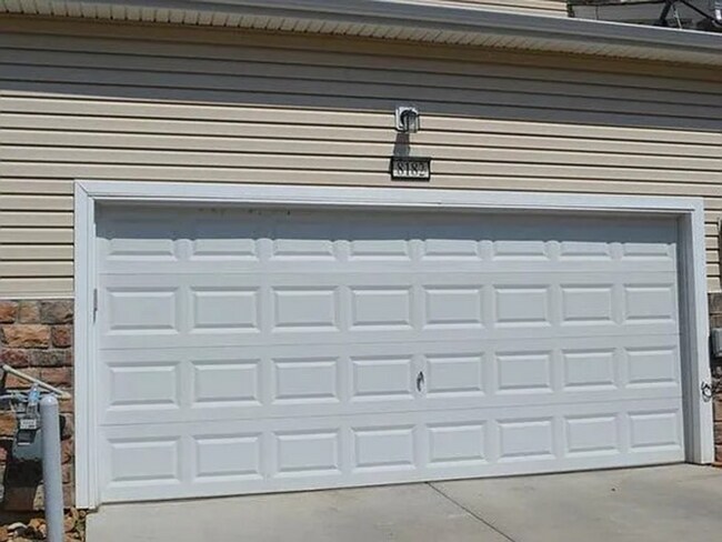 Photo - 2 bedroom townhome nestled in the heart of Fountain.