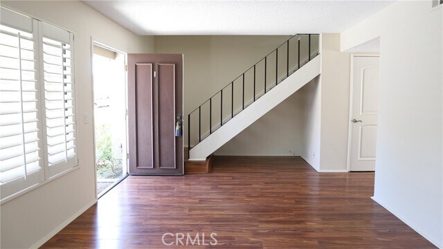 Foto del edificio - 8 Rosemary