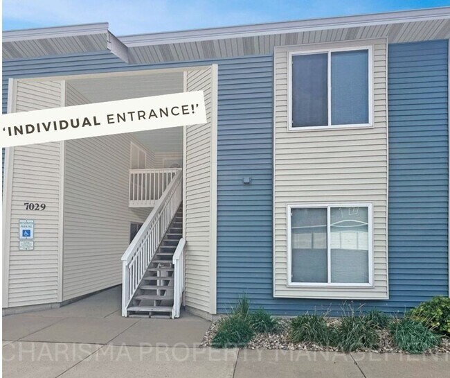 Building Photo - NEWLY UPDATED EXTERIOR SIDING & ROOFS FREE...