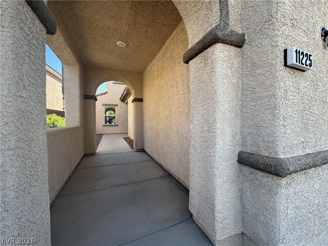 Foto del edificio - 11225 Sweet Cicely Ave