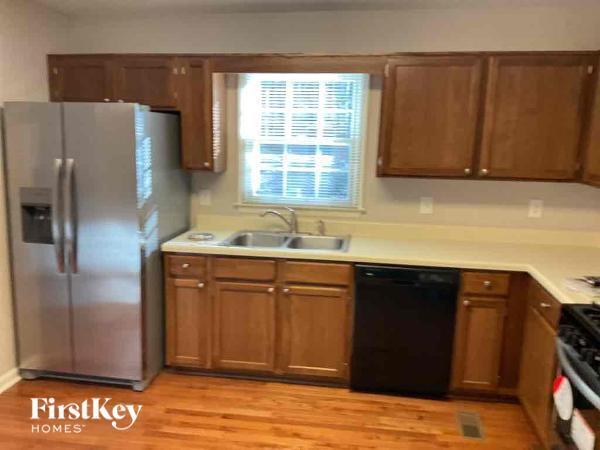 Foto del edificio - 5382 Muirwood Pl