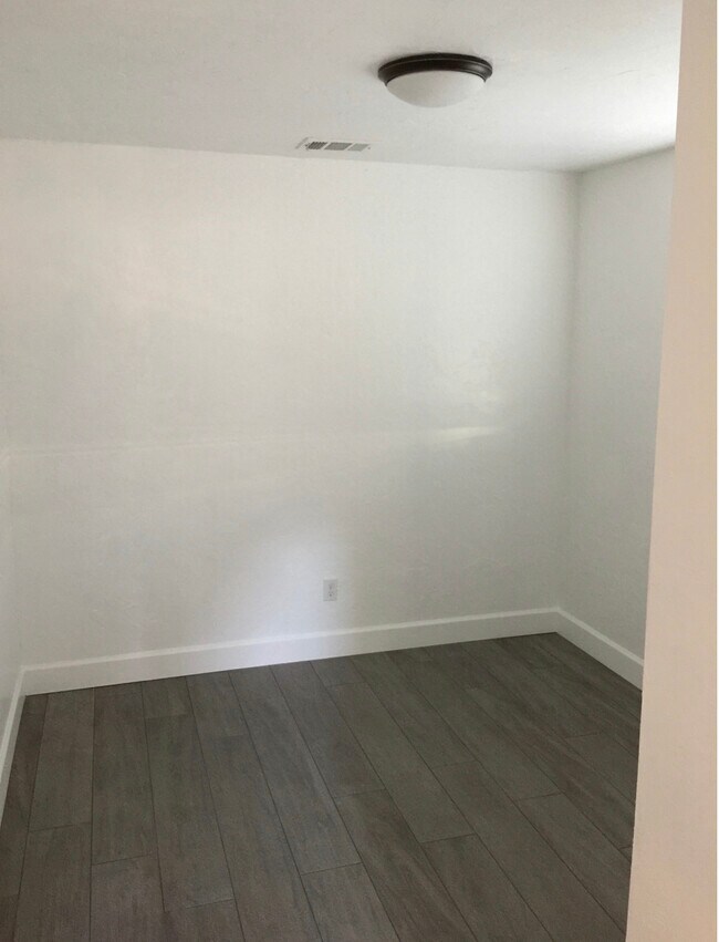 Foto del edificio - 417 13th St