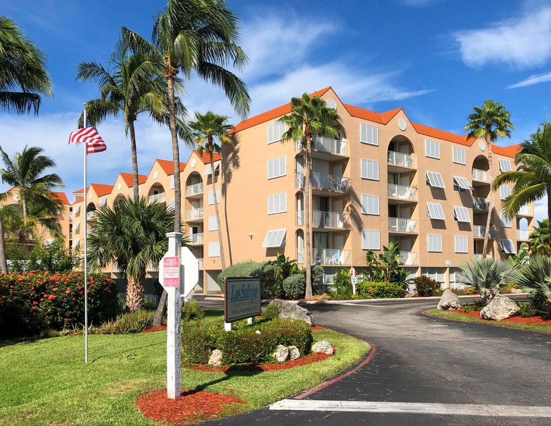 Foto principal - 3930 S Roosevelt Blvd