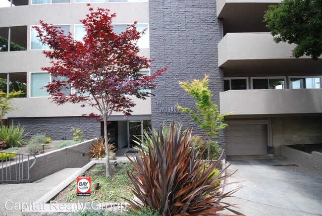 Building Photo - 10 Mounds Rd