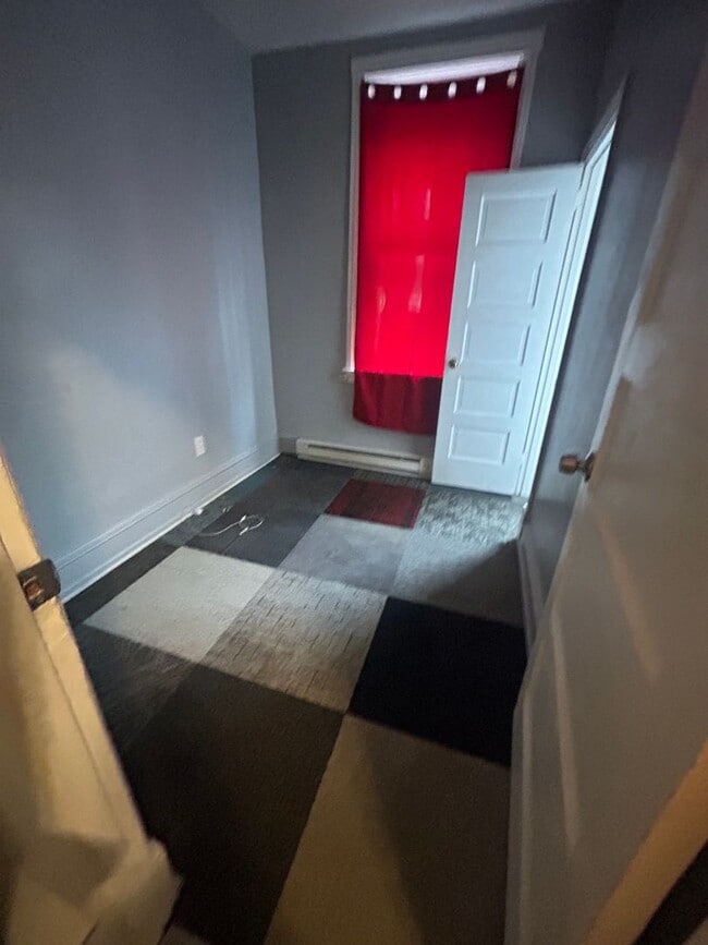 Building Photo - 2211 N 4th St