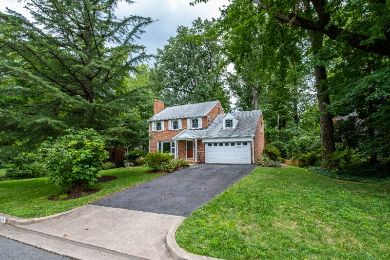Foto principal - 316 Forest Dr