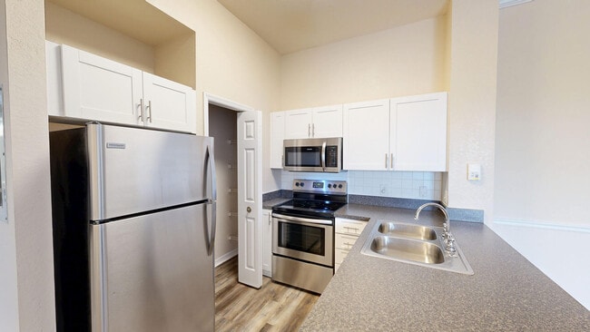 Interior Photo - Andover Place at Cross Creek